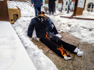 0d4e42066b26e1b705d20cb5e001e9a2